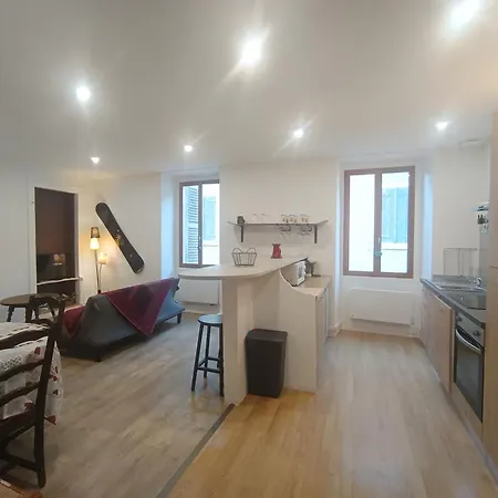 De Charme Avec Vue Sur La Montagne Apartman